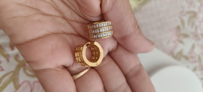 Gold Grid Huggie Hoop