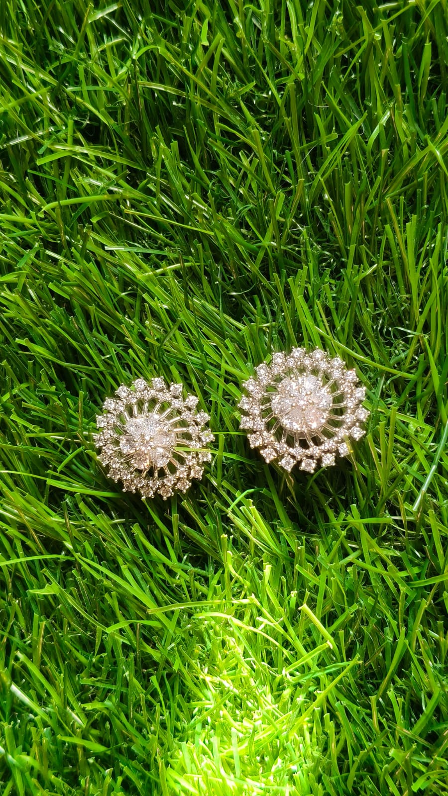 Round Big Studs