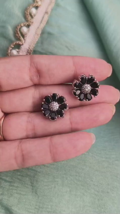 Roung Bloom AD studs